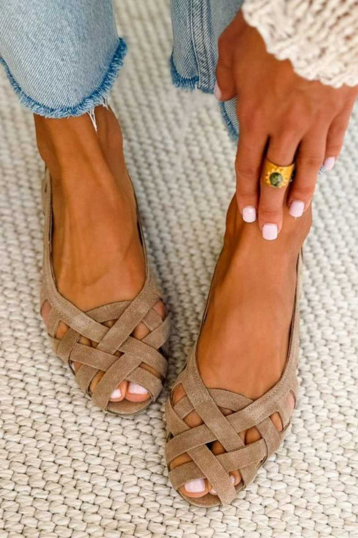 Kathy | Flat braided cut-out sandals