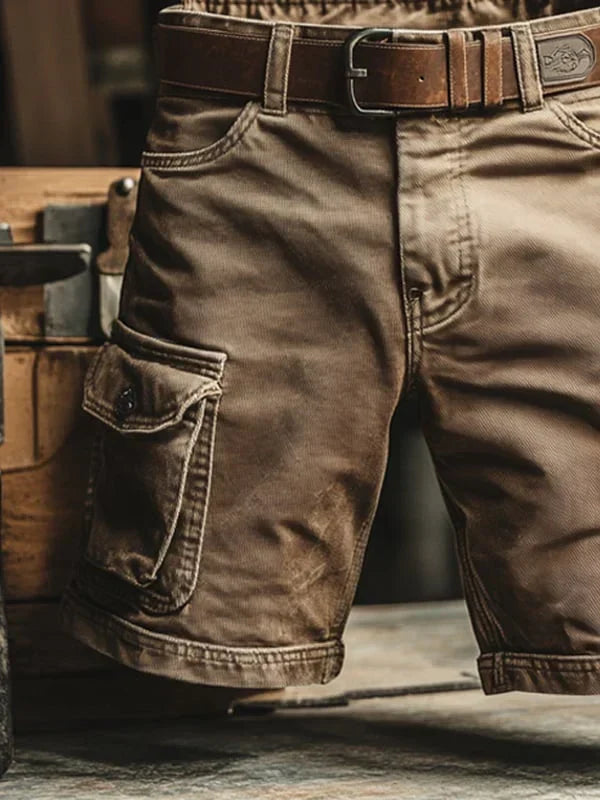 Leo | Retro cargo shorts with multiple pockets